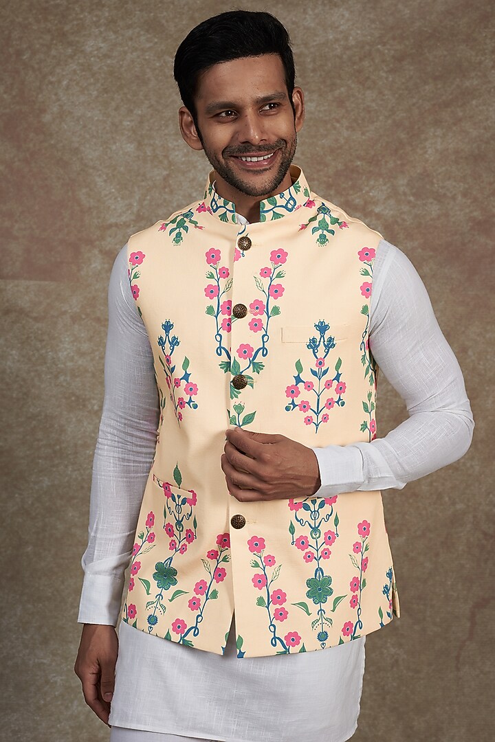 Cream Cotton Silk Printed Bundi Jacket Set For Boys by Spring Break- Kids at Pernia's Pop Up Shop