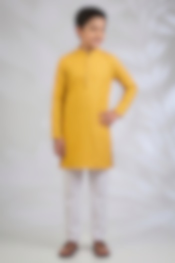 Mustard Yellow Blended Silk Machine Embroidered Kurta Set For Boys by Spring Break- Kids at Pernia's Pop Up Shop