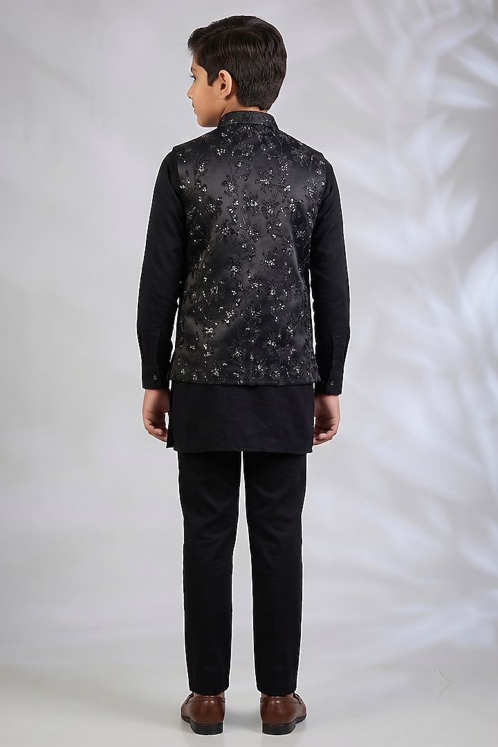 Navy Blue Blended Silk Floral Embroidered Bundi Jacket Set For Boys by Spring Break- Kids at Pernia's Pop Up Shop