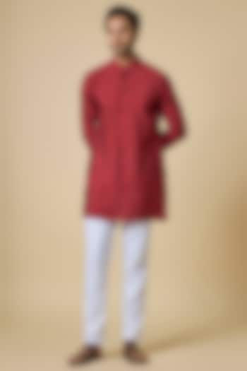 Red Blended Silk Digital Printed Kurta Set For Boys by Spring Break- Kids at Pernia's Pop Up Shop