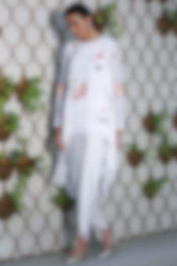 Ivory Embroidered Tunic Set by Seams Pret & Couture at Pernia's Pop Up Shop