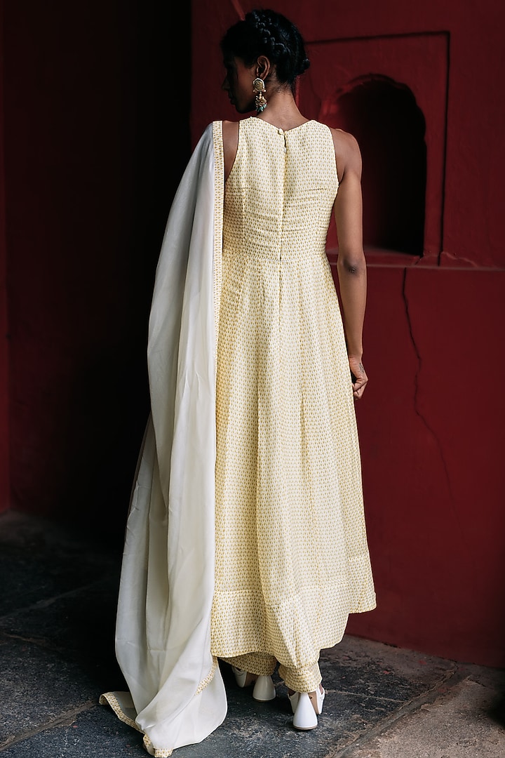 Cream Chinon Embroidered Party Wear Anarkali Set by Spring Diaries at Pernia's Pop Up Shop
