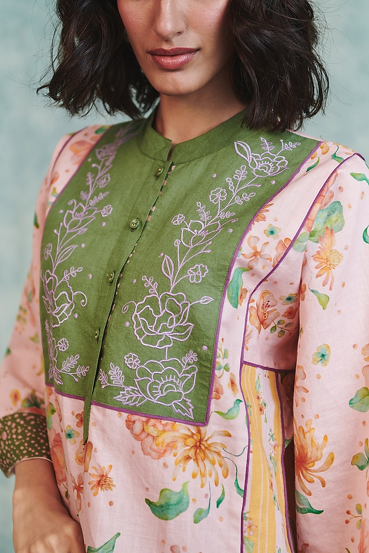 Pink & Moss Green Cotton Linen Printed Kurta Set by Saphed at Pernia's Pop Up Shop