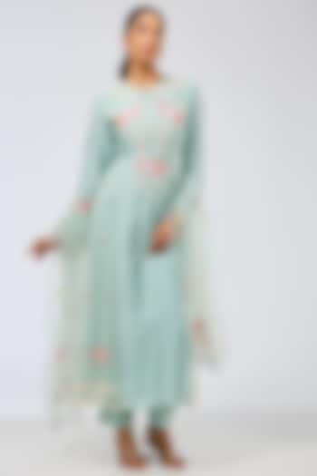 Dusky Blue Silk Kurta Set by Shilpa Karnavat at Pernia's Pop Up Shop