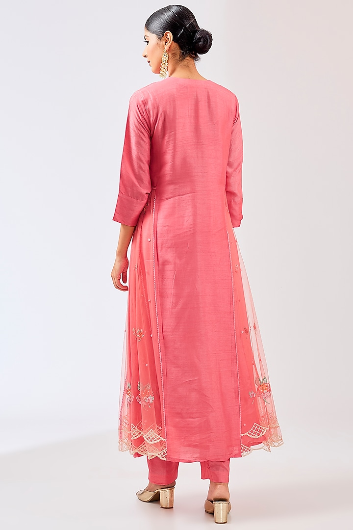 Coral Pink Silk Resham Embroidered Kurta Set by Shilpa Karnavat at Pernia's Pop Up Shop