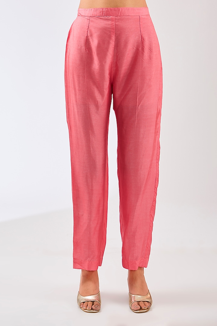 Coral Pink Silk Resham Embroidered Kurta Set by Shilpa Karnavat at Pernia's Pop Up Shop
