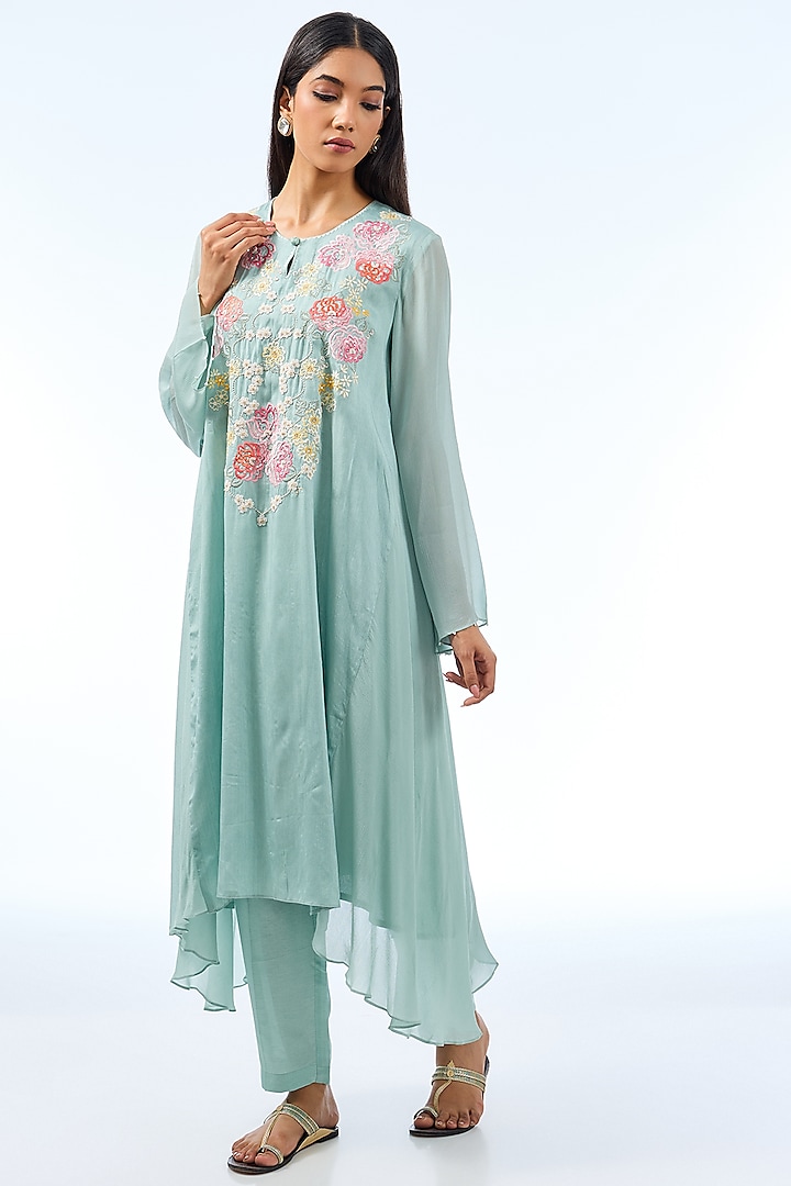 Dusky Blue Silk Kurta Set by Shilpa Karnavat at Pernia's Pop Up Shop