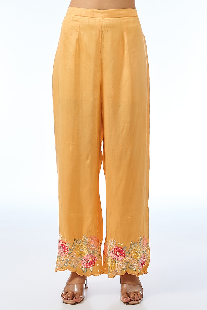 Peachy Orange Silk Kurta Set by Shilpa Karnavat at Pernia's Pop Up Shop