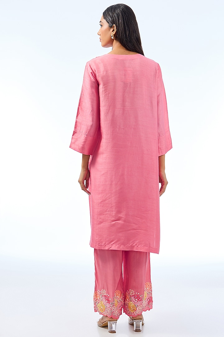 Pink Silk Kurta Set by Shilpa Karnavat at Pernia's Pop Up Shop