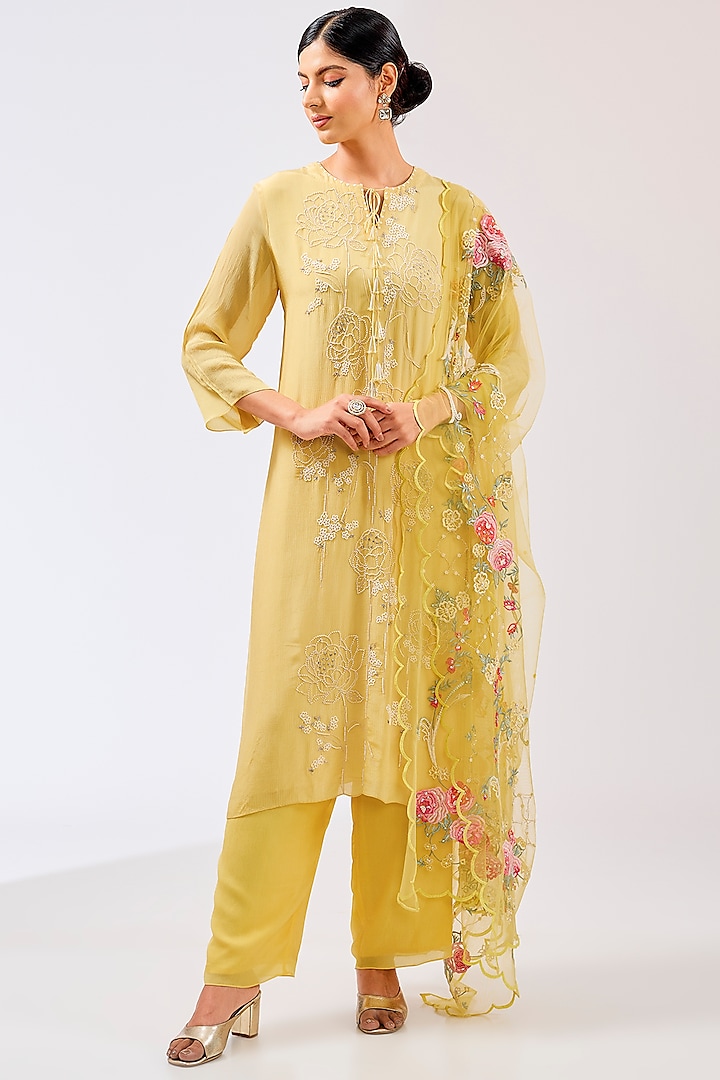 Dusky Yellow Chiffon Resham Embroidered Kurta Set by Shilpa Karnavat at Pernia's Pop Up Shop