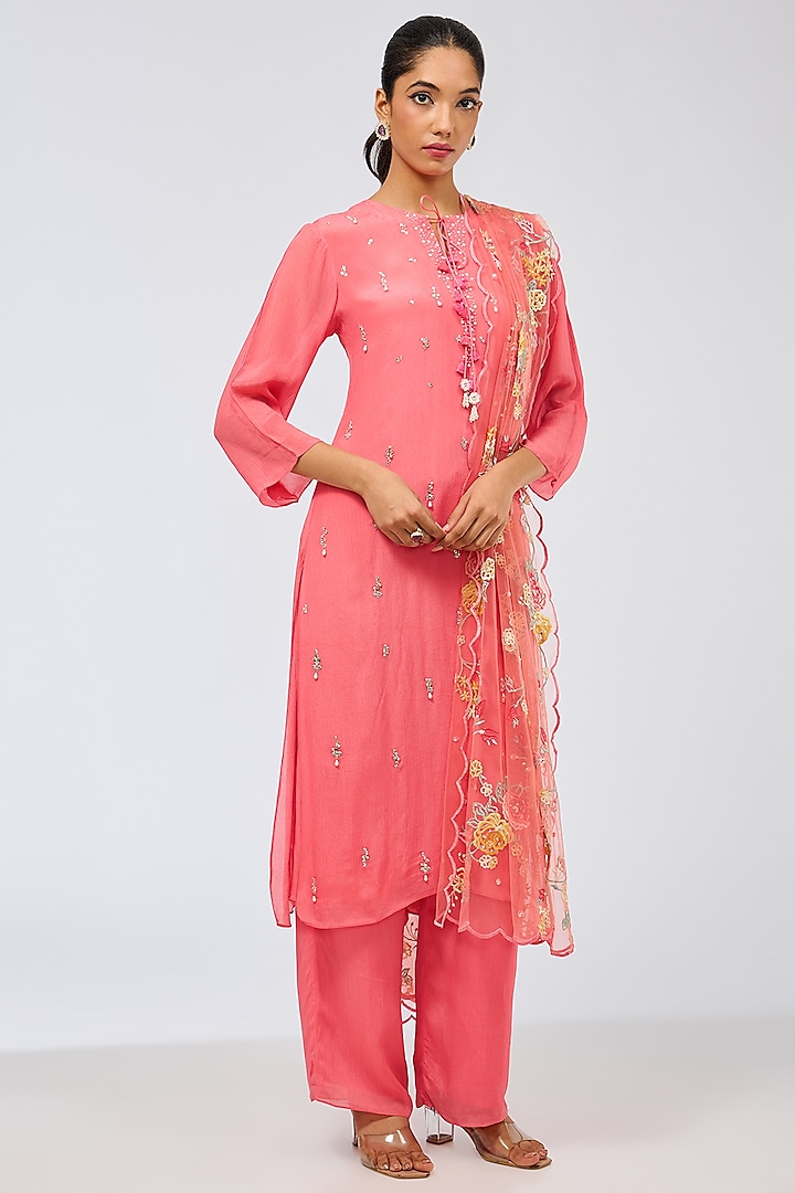 Pink Chiffon Kurta Set by Shilpa Karnavat at Pernia's Pop Up Shop