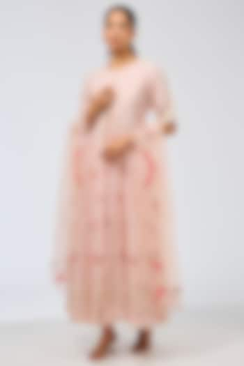 Baby Pink Silk Chanderi Kurta Set by Shilpa Karnavat at Pernia's Pop Up Shop