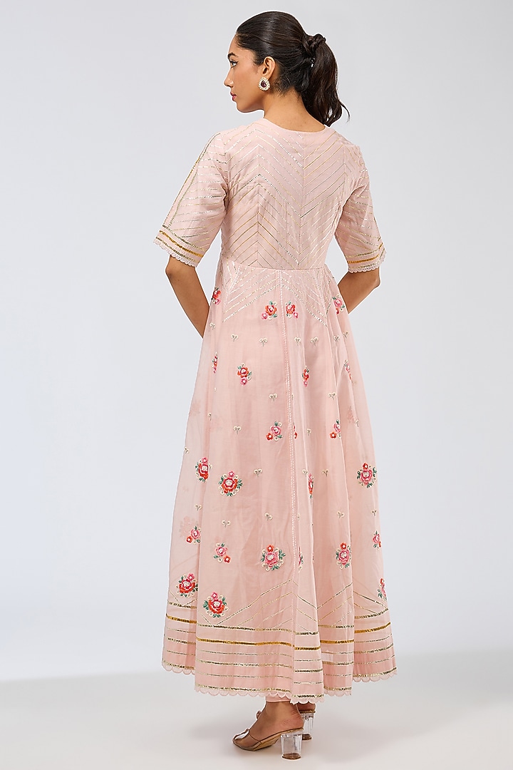 Baby Pink Silk Chanderi Kurta Set by Shilpa Karnavat at Pernia's Pop Up Shop