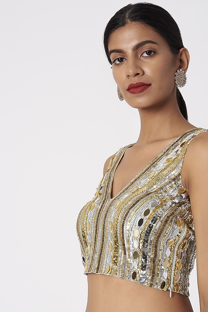Dusty Nude Pre-Draped Reception Saree Set With Detachable Pallu by SImply Simone at Pernia's Pop Up Shop