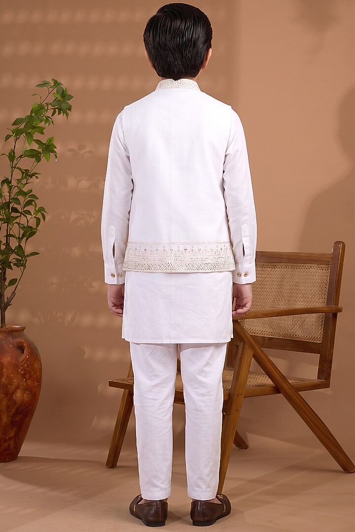 White Blended Silk Embroidered Bundi Jacket Set For Boys by Spring Break- Kids at Pernia's Pop Up Shop