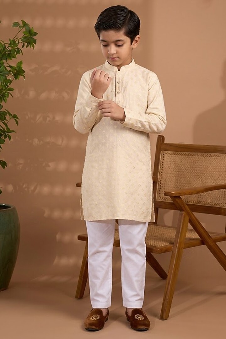 Ivory Blended Silk Embroidered Kurta Set For Boys by Spring Break- Kids at Pernia's Pop Up Shop
