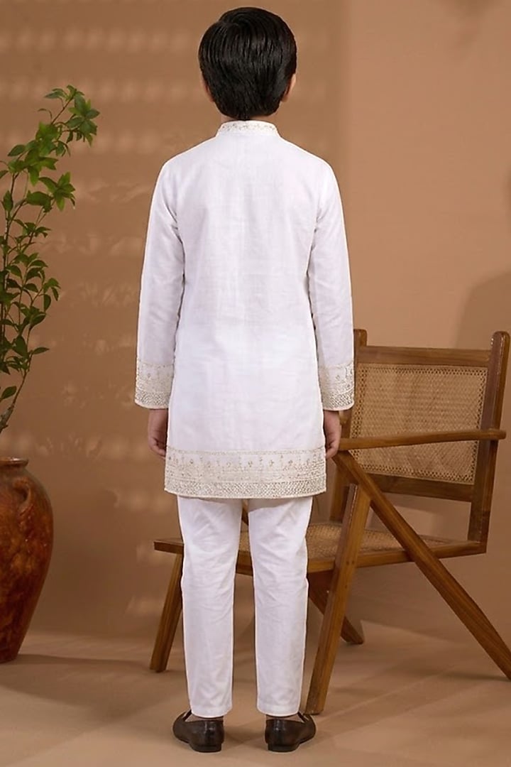 White Cotton Satin Embroidered Kurta Set For Boys by Spring Break- Kids at Pernia's Pop Up Shop