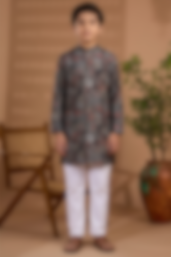 Black Blended Silk Paisley Printed Kurta For Boys by Spring Break- Kids at Pernia's Pop Up Shop