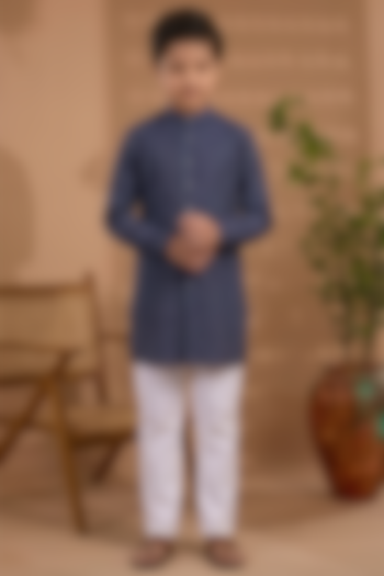 Blue Cotton Stripe Printed Kurta For Boys by Spring Break- Kids at Pernia's Pop Up Shop