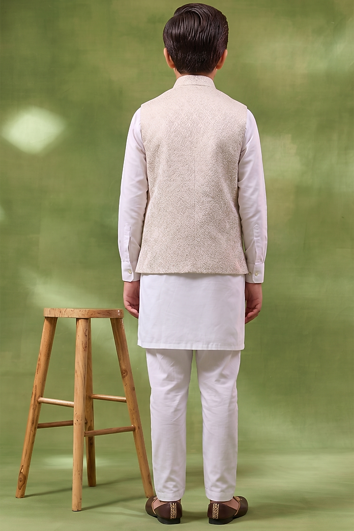 Ivory Cotton Silk Embroidered Bundi Jacket Set For Boys by Spring Break- Kids at Pernia's Pop Up Shop