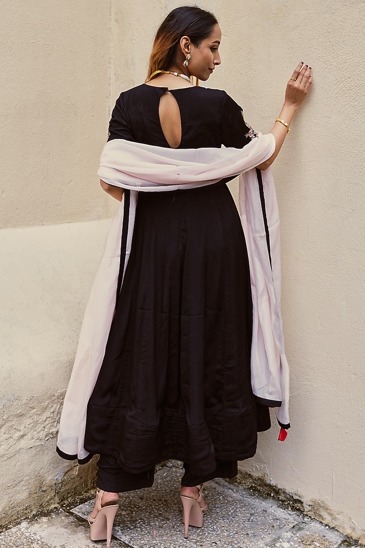 Black Chinon Party Wear Anarkali Set by Spring Diaries at Pernia's Pop Up Shop