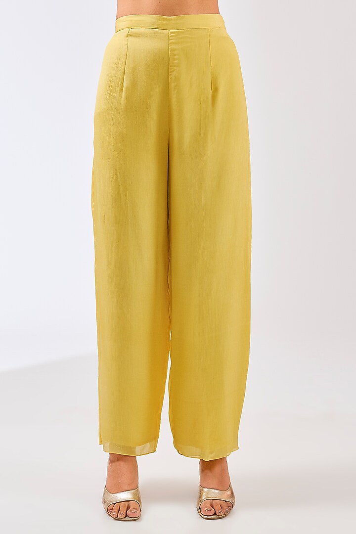 Dusky Yellow Chiffon Silk Resham Embroidered Kurta Set by Shilpa Karnavat at Pernia's Pop Up Shop