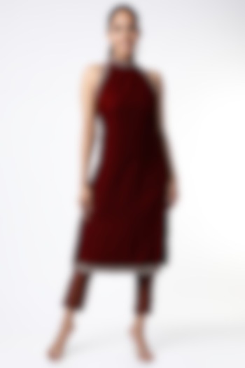 Plum Red Hand Embroidered Kurta Set by Shreya Agarwal at Pernia's Pop Up Shop