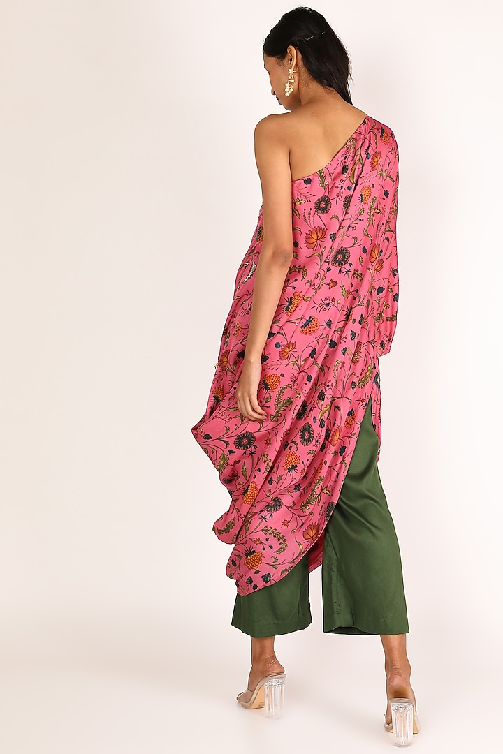 Fuchsia Floral Printed Kurta With Pants For Girls by Shreya Agarwal - Kids at Pernia's Pop Up Shop