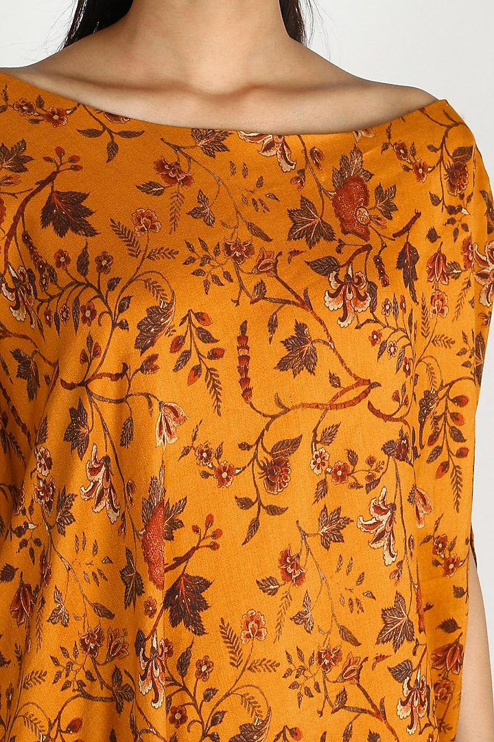 Mustard Printed Kaftan & Pants by Shristi Chetani at Pernia's Pop Up Shop