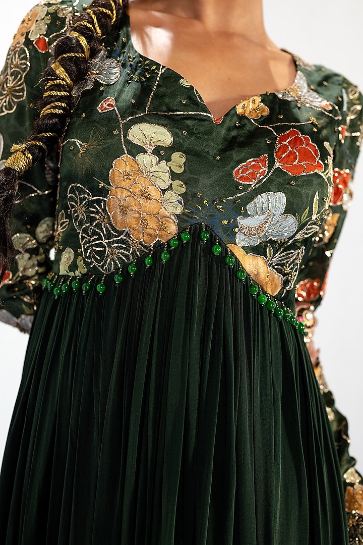 Green Natural Crepe Embroidered Wedding Anarkali Set by Shristi Chetani at Pernia's Pop Up Shop