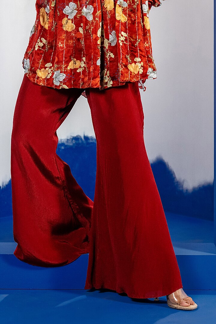 Red Bamberg Satin Embroidered Gathered Kurta Set by Shristi Chetani at Pernia's Pop Up Shop