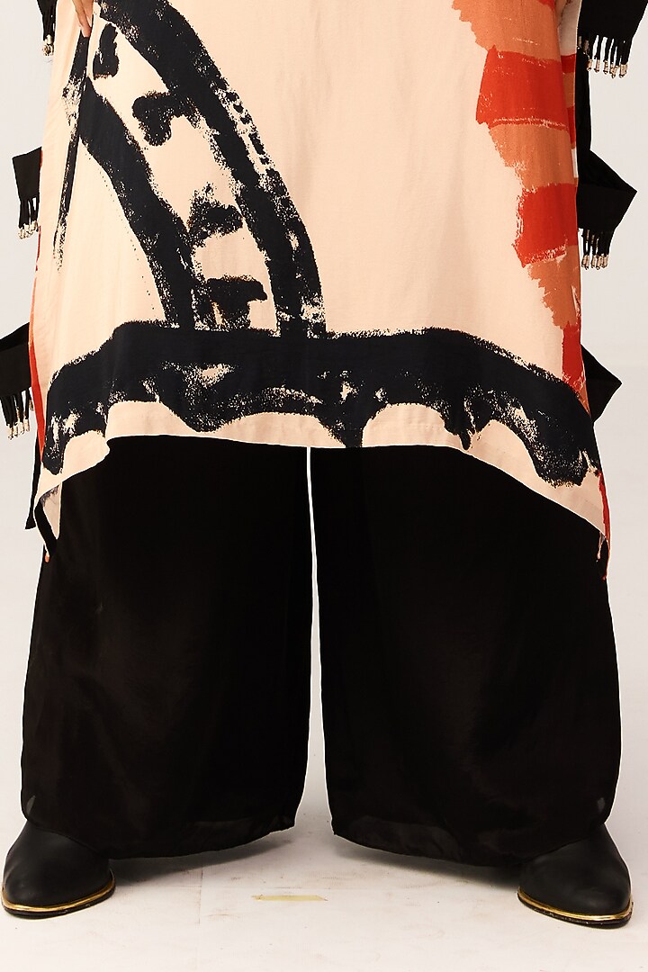 Black Crepe Digital Printed Kaftan Set by Shristi Chetani at Pernia's Pop Up Shop
