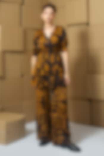 Multi-Colored Bemberg Satin Organza Abstract Printed Co-Ord Set by Shristi Chetani at Pernia's Pop Up Shop