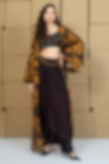 Multi-Colored Taffeta Abstract Printed & Embellished Cape Set by Shristi Chetani at Pernia's Pop Up Shop
