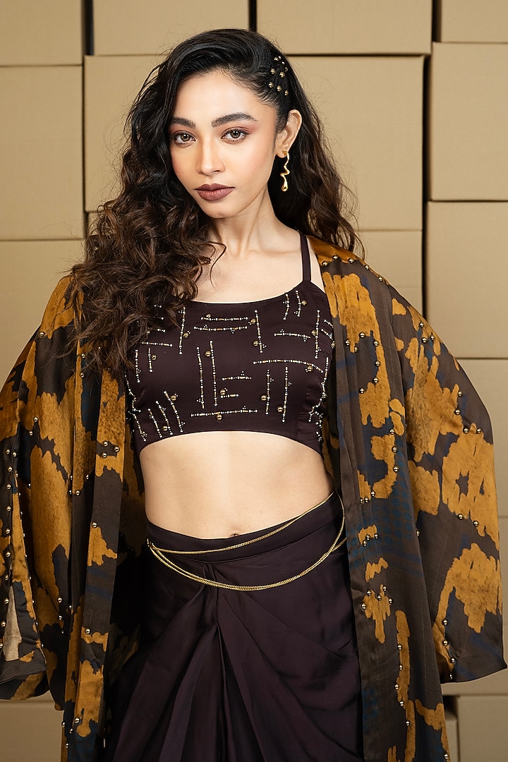 Multi-Colored Taffeta Abstract Printed & Embellished Cape Set by Shristi Chetani at Pernia's Pop Up Shop