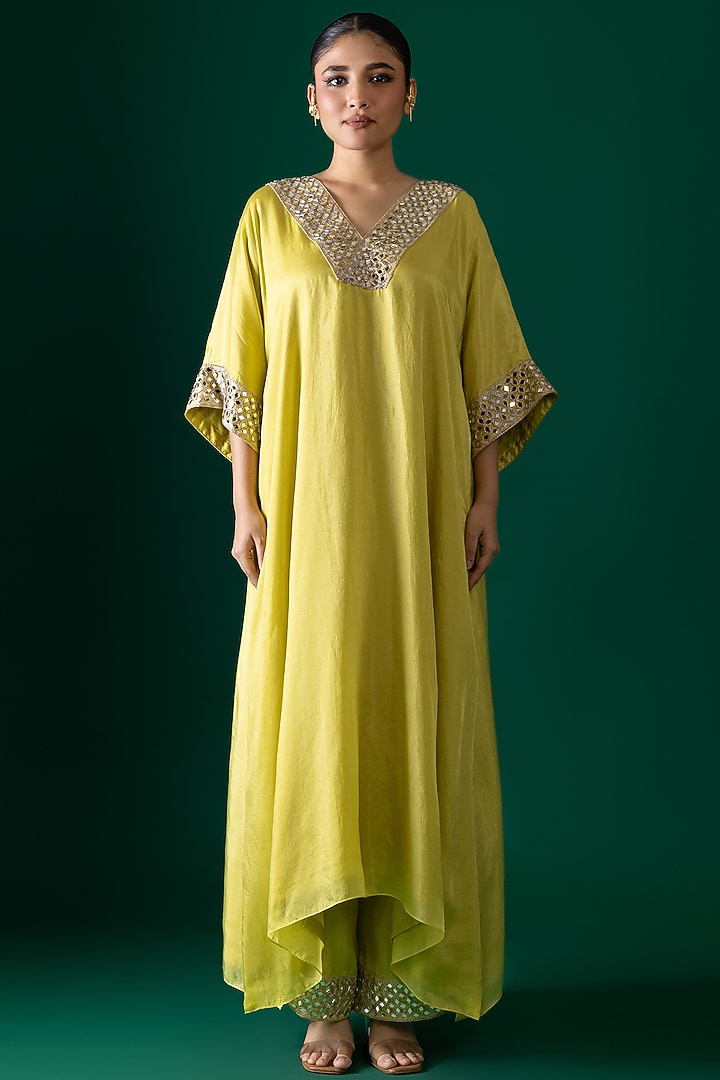 Yellow Bemberg Satin Organza Mirror Embroidered Kurta Set by Shristi Chetani at Pernia's Pop Up Shop