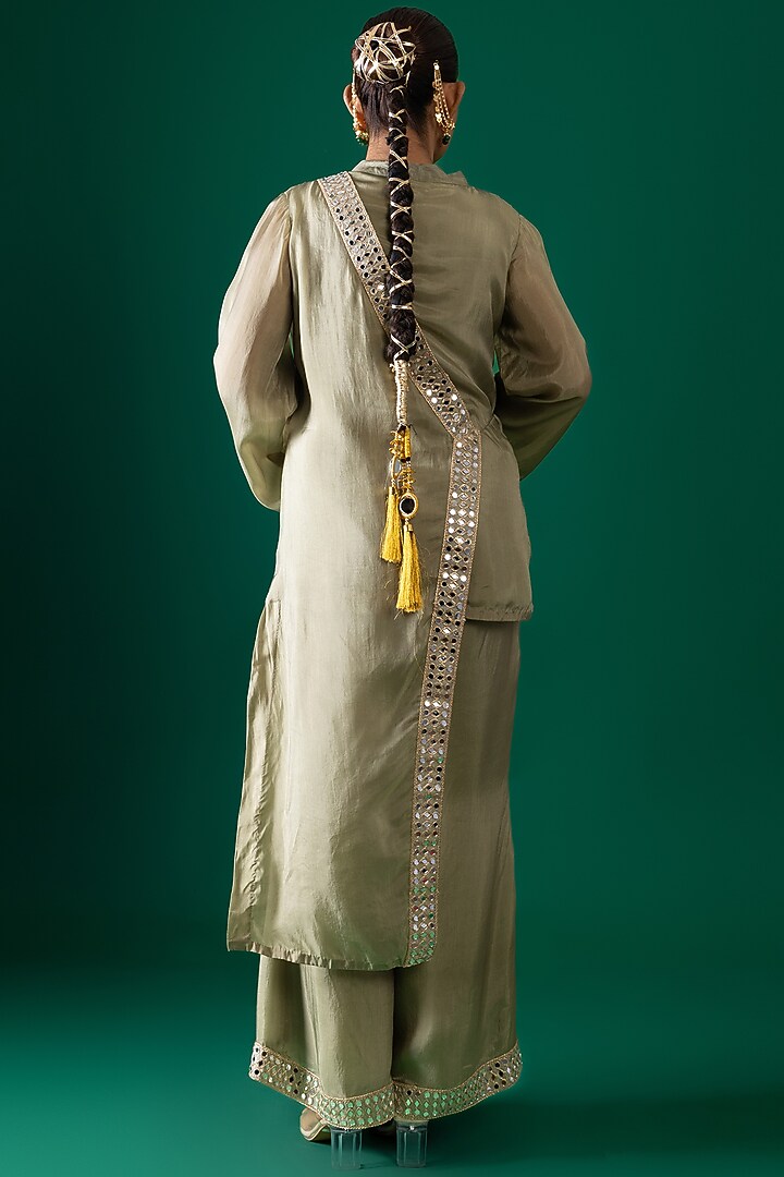 Green Bemberg Satin Organza Mirror Embroidered Kurta Set by Shristi Chetani at Pernia's Pop Up Shop