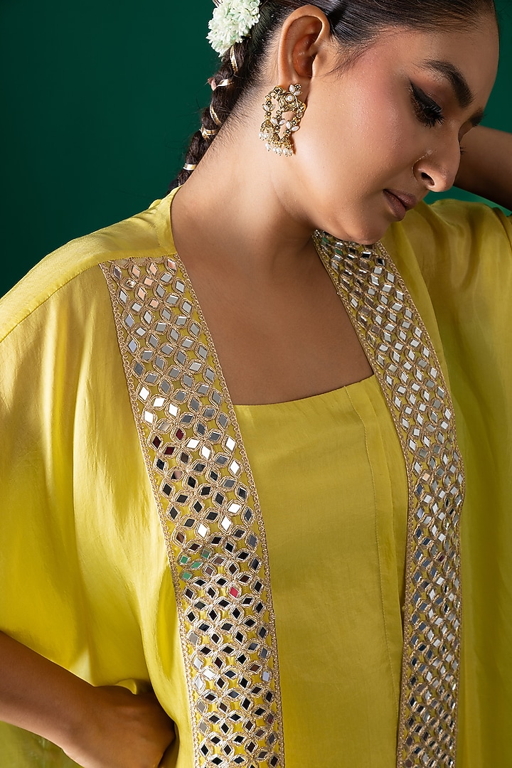 Yellow Bemberg Satin Organza Mirror Embroidered Kurta Set by Shristi Chetani at Pernia's Pop Up Shop