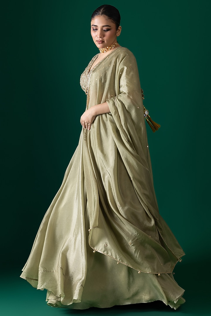 Green Habutai Silk Wedding Lehenga Set by Shristi Chetani at Pernia's Pop Up Shop