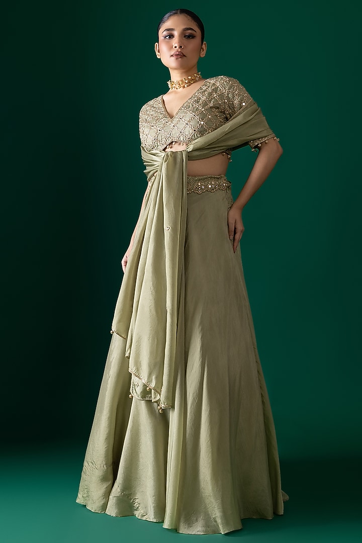 Green Habutai Silk Wedding Lehenga Set by Shristi Chetani at Pernia's Pop Up Shop