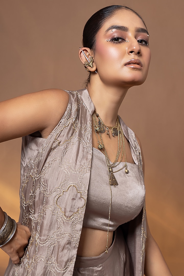 Mauve Habutai Silk Mirror Embroidered Jacket Set by Shristi Chetani at Pernia's Pop Up Shop