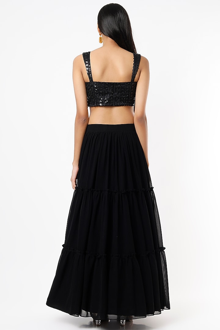 Black Semi Georgette Tiered Wedding Lehenga Set by Shrena Hirawat at Pernia's Pop Up Shop