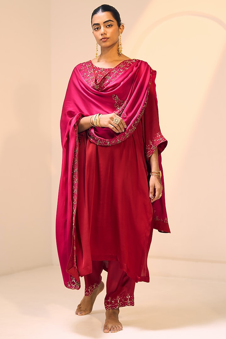 Pink Satin Georgette Hand Embroidered Dupatta by Sarang Kaur at Pernia's Pop Up Shop