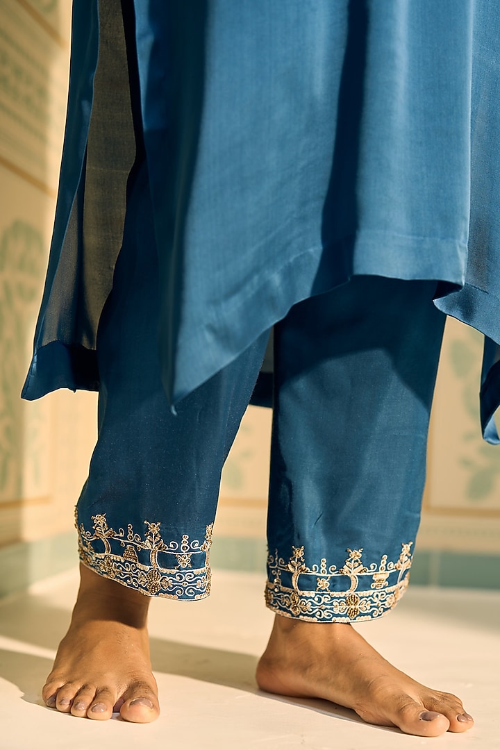 Blue Satin Georgette Hand Embroidered Kurta Set by Sarang Kaur at Pernia's Pop Up Shop