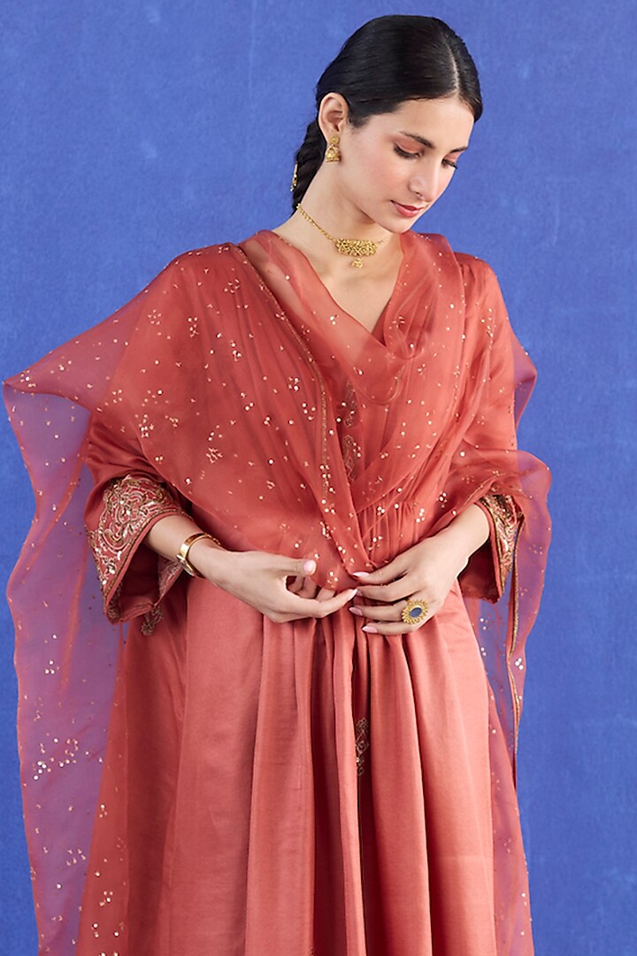 Orange Chanderi Silk Zardosi Hand Embroidered Kurta Set by Sarang Kaur at Pernia's Pop Up Shop