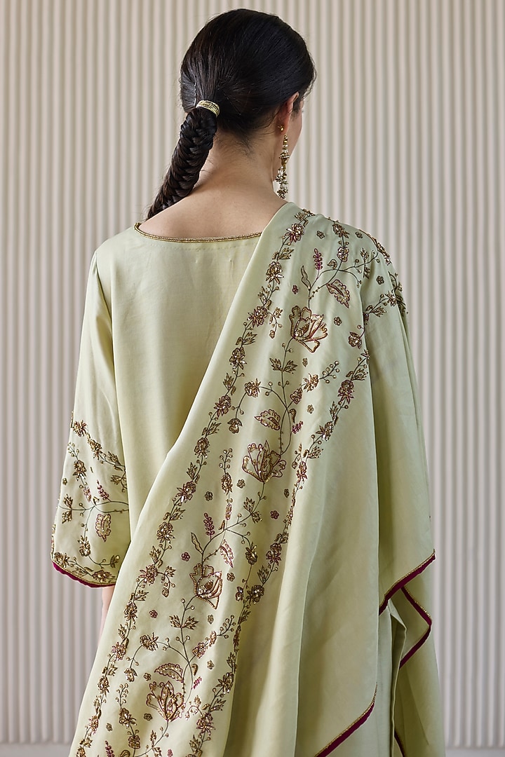 Green Chanderi Silk Zardosi Hand Embroidered Kurta Set by Sarang Kaur at Pernia's Pop Up Shop