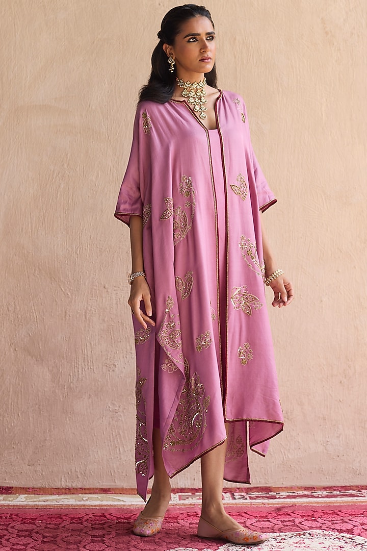 Purple Chanderi Silk Zardosi Hand Embroidered Kurta Set by Sarang Kaur at Pernia's Pop Up Shop