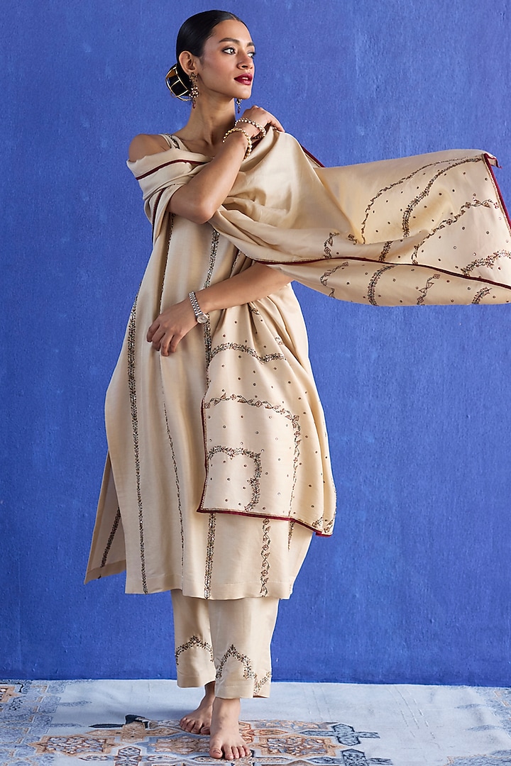 Beige Chanderi Silk Zardosi Hand Embroidered Kurta Set by Sarang Kaur at Pernia's Pop Up Shop