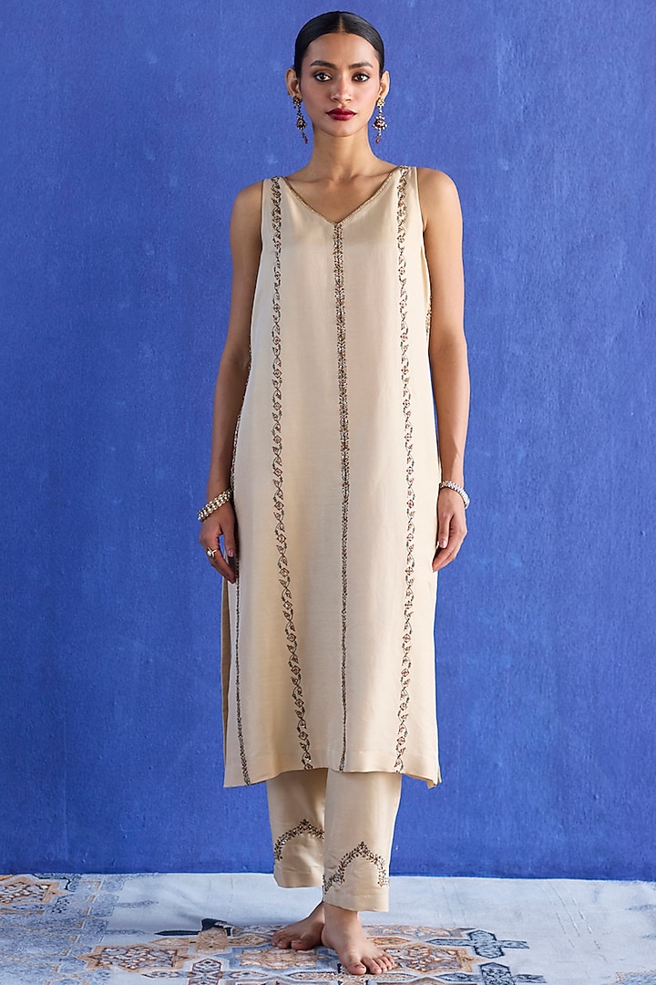 Beige Chanderi Silk Zardosi Hand Embroidered Kurta Set by Sarang Kaur at Pernia's Pop Up Shop