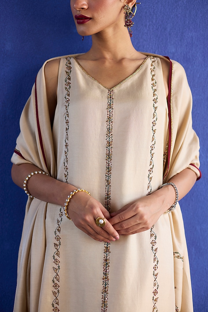 Beige Chanderi Silk Zardosi Hand Embroidered Kurta Set by Sarang Kaur at Pernia's Pop Up Shop